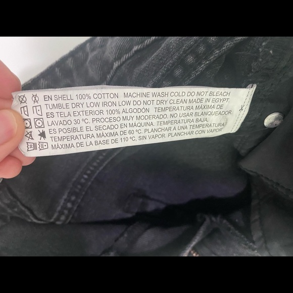 Forever 21 High Rise Black Distressed Denim Jean Fray Hem Shorts Size 30 - Picture 6 of 11